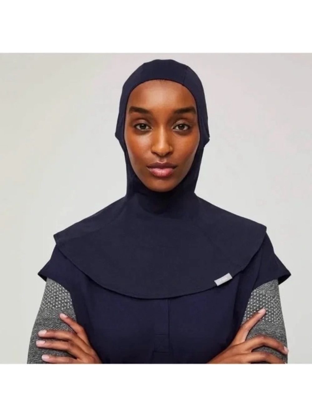 FIGS Medical Women’s Hijab Navy Blue size XS/S (Pack of 4)
